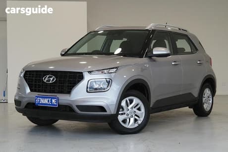 Silver 2025 Hyundai Venue Wagon