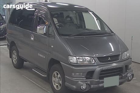 Grey 2005 Mitsubishi Delica SUV SPACEGEAR 4WD