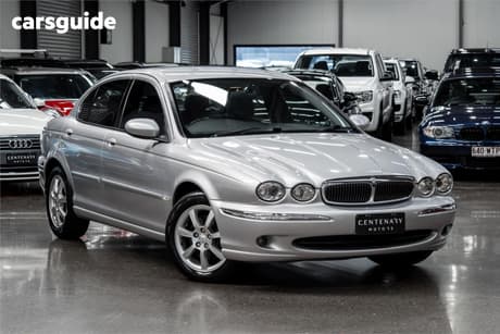Silver 2004 Jaguar X-Type Sedan