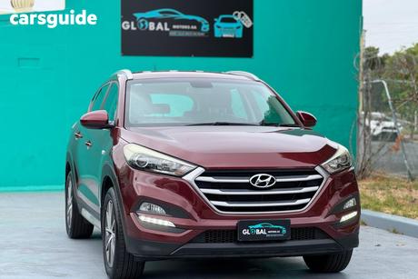 Red 2017 Hyundai Tucson Wagon Active X (Fwd)