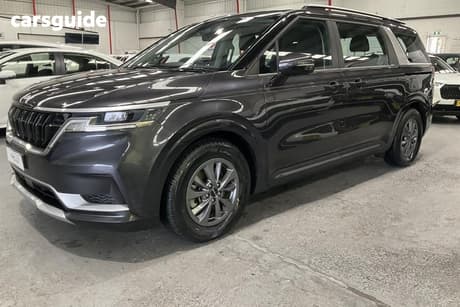 Grey 2023 Kia Carnival Wagon S