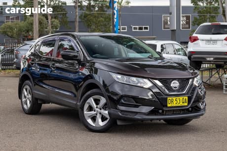 Black 2020 Nissan Qashqai Wagon St