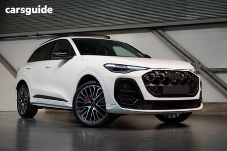 White 2025 Audi SQ5 Sportback Tfsi 270Kw