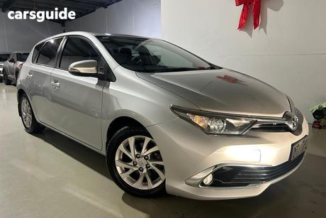 Silver 2016 Toyota Corolla Hatchback Ascent Sport