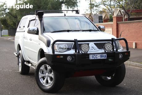White 2014 Mitsubishi Triton Double Cab Utility Glx-R (4X4)