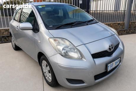 2011 Toyota Yaris Yr