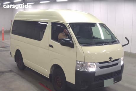 Cream 2018 Toyota HiAce Commercial DX LONG