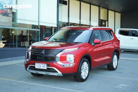 Red 2024 Mitsubishi Outlander Wagon Ls 7 Seat (2Wd)