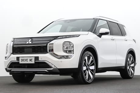White 2025 Mitsubishi Outlander Wagon Aspire 7 Seat (2Wd)