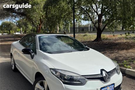 White 2015 Renault Megane Cabriolet Dynamique