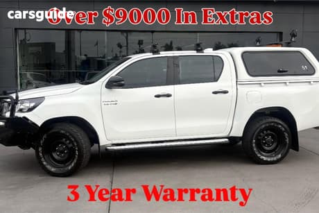 White 2022 Toyota Hilux Double Cab Pick Up Sr (4X4)