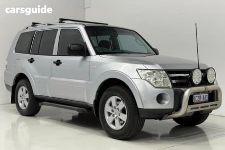 Silver 2008 Mitsubishi Pajero Wagon Glx Lwb (4X4)