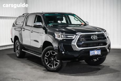 Black 2022 Toyota Hilux Double Cab Pick Up Sr5 (4X4)