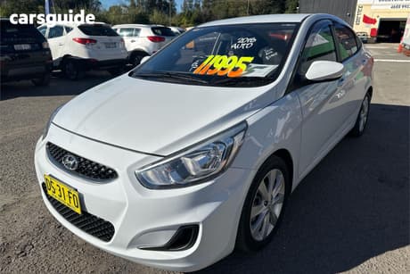 White 2017 Hyundai Accent Sedan Sport