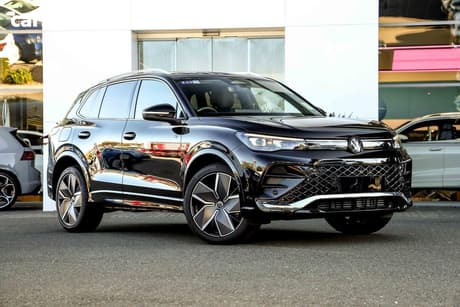 Black 2025 Volkswagen Tiguan Wagon 195Tsi R-Line