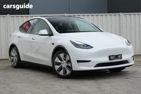 White 2022 Tesla Model Y Wagon Rear-Wheel Drive