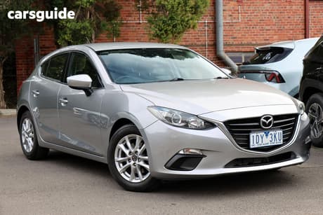 Silver 2014 Mazda 3 Hatchback Maxx