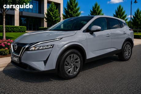 Grey 2023 Nissan Qashqai Wagon St