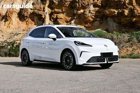 White 2025 MG Mg4 Urban Hatchback Ev Urban 43