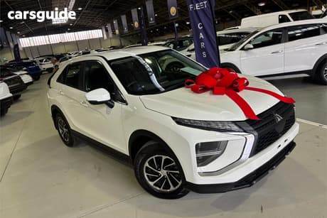 White 2023 Mitsubishi Eclipse Cross Wagon Es (2Wd)