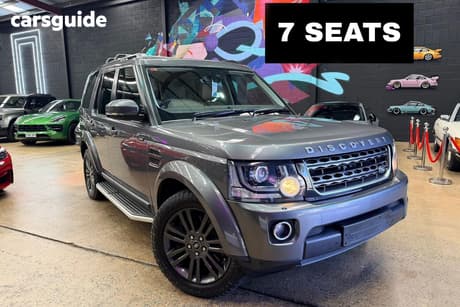 Grey 2016 Land Rover Discovery Wagon Tdv6