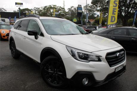 White 2019 Subaru Outback Wagon 2.5I