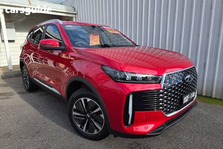 Red 2025 Chery Tiggo 4 Wagon Ultimate