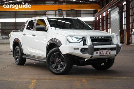 White 2021 Isuzu D-MAX Crew Cab Utility X-Terrain (4X4)