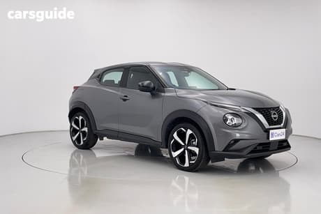 Grey 2023 Nissan Juke Hatchback St-L