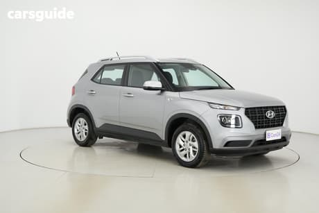 Silver 2025 Hyundai Venue Wagon