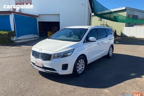 White 2016 Kia Carnival Wagon S