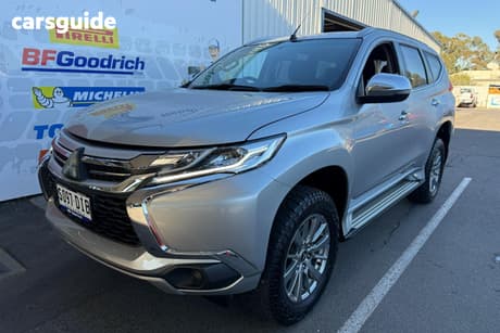 Silver 2018 Mitsubishi Pajero Sport Wagon Glx (4X4) 5 Seat