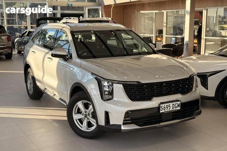 2025 Kia Sorento S 7 Seat