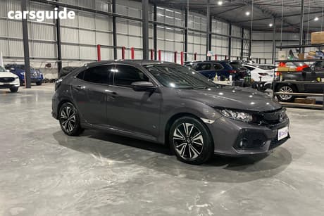 Silver 2019 Honda Civic Hatchback Vti-L