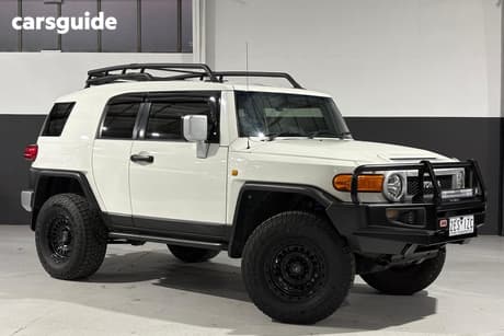 White 2012 Toyota FJ Cruiser Wagon