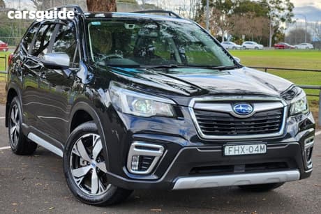Grey 2018 Subaru Forester Wagon 2.5I-S (Awd)