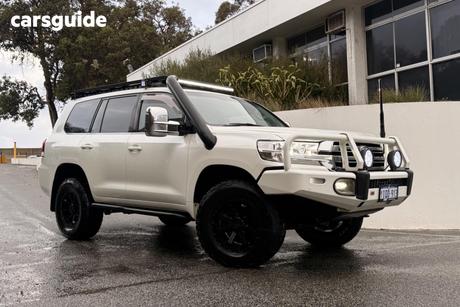 White 2015 Toyota Landcruiser Wagon Vx (4X4)