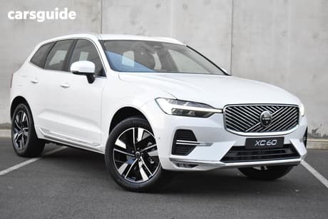 White 2025 Volvo XC60 Wagon Plus B5 Bright