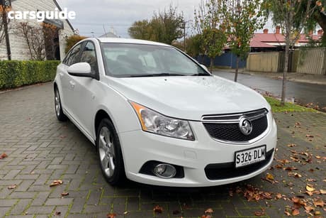 White 2013 Holden Cruze Sedan Cd
