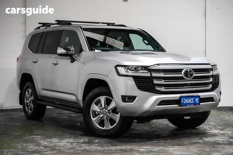 Silver 2024 Toyota Landcruiser Wagon Lc300 Sahara (4X4)