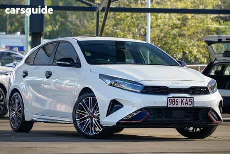 White 2024 Kia Cerato Hatchback Gt
