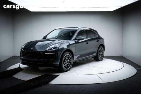Grey 2017 Porsche Macan Wagon S Diesel