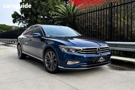 Blue 2021 Volkswagen Passat Sedan 162Tsi Elegance