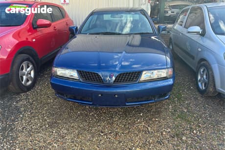 Blue 2003 Mitsubishi Magna Sedan Advance