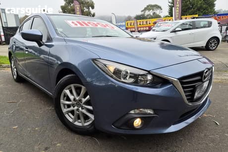 Blue 2015 Mazda 3 Hatchback Maxx