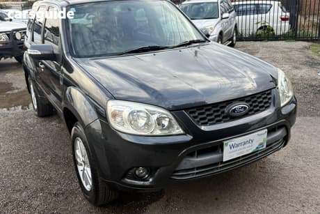 Grey 2010 Ford Escape Wagon