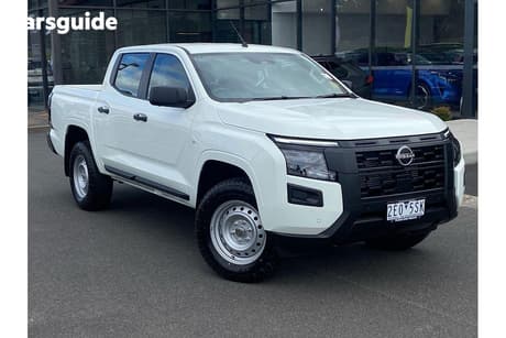 White 2026 Nissan Navara Dual Cab Pick-up Sl (4X4)