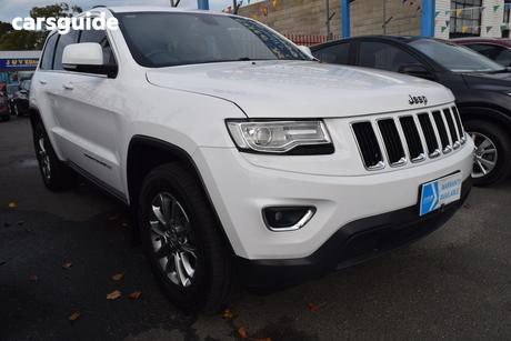 White 2013 Jeep Grand Cherokee Wagon Laredo (4X4)