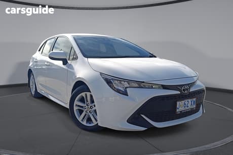 White 2021 Toyota Corolla Hatchback Ascent Sport