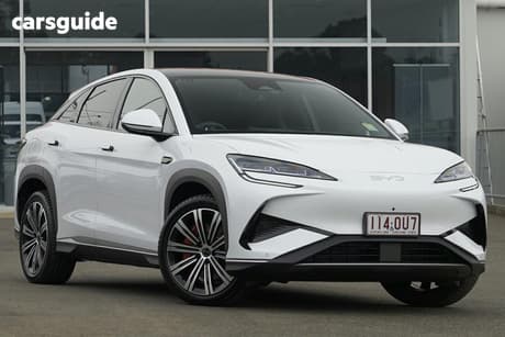 White 2025 BYD Sealion 7 Wagon Performance